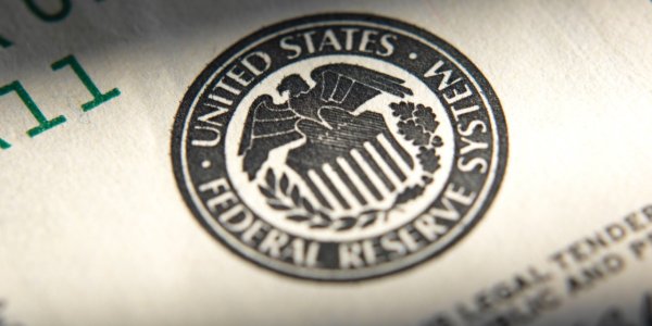 股票配资平台查询网 鲍威尔:美联储正在调整总体政策框架